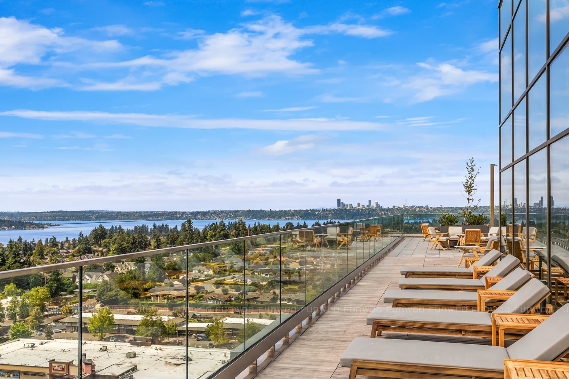 https://cdn.funwoo.com.tw/listing/building/4f416ab4-78ff-4581-a714-022910354ba6