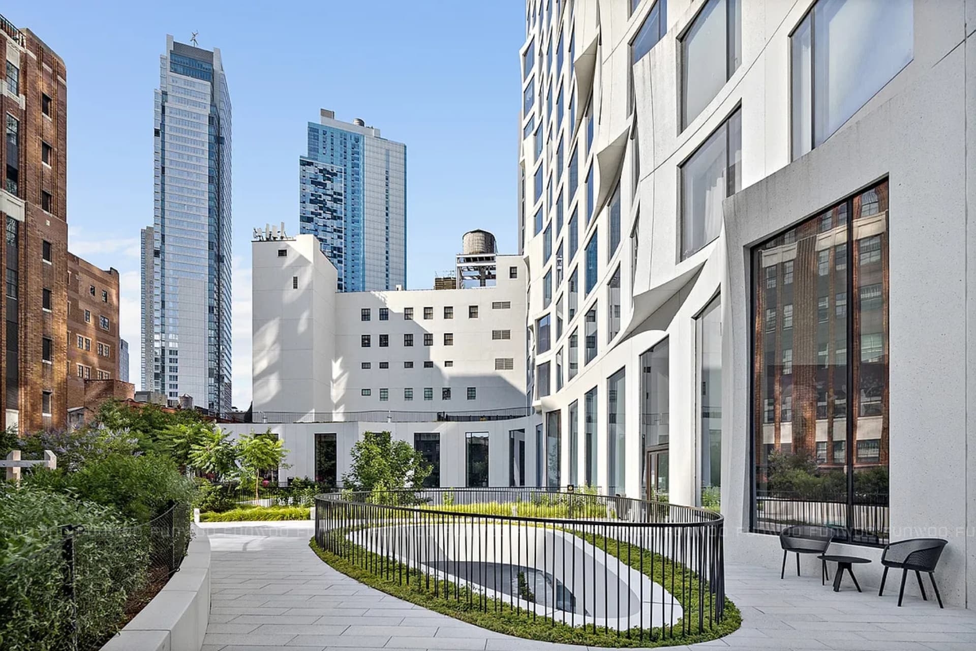 https://cdn.funwoo.com.tw/listing/building/b3093a82-75c6-41a9-94fb-4a04e31c5bc8